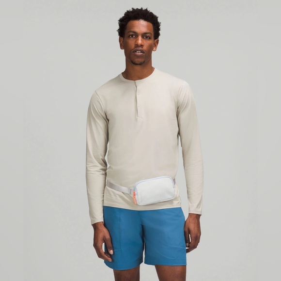 Lululemon Athletica Mini Belt Bag - Vapor VPOR release 2022 Rare - Picture 10 of 11